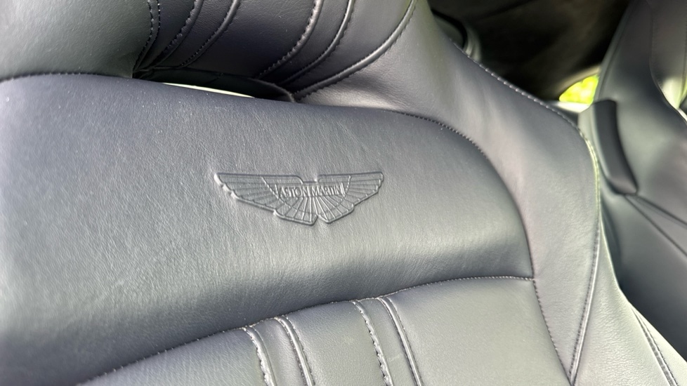 Used Aston Martin Vantage 2019 for sale - 76355224: Photo 5