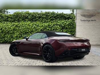 Used Aston Martin V8 2025 for sale - 76067091: Photo