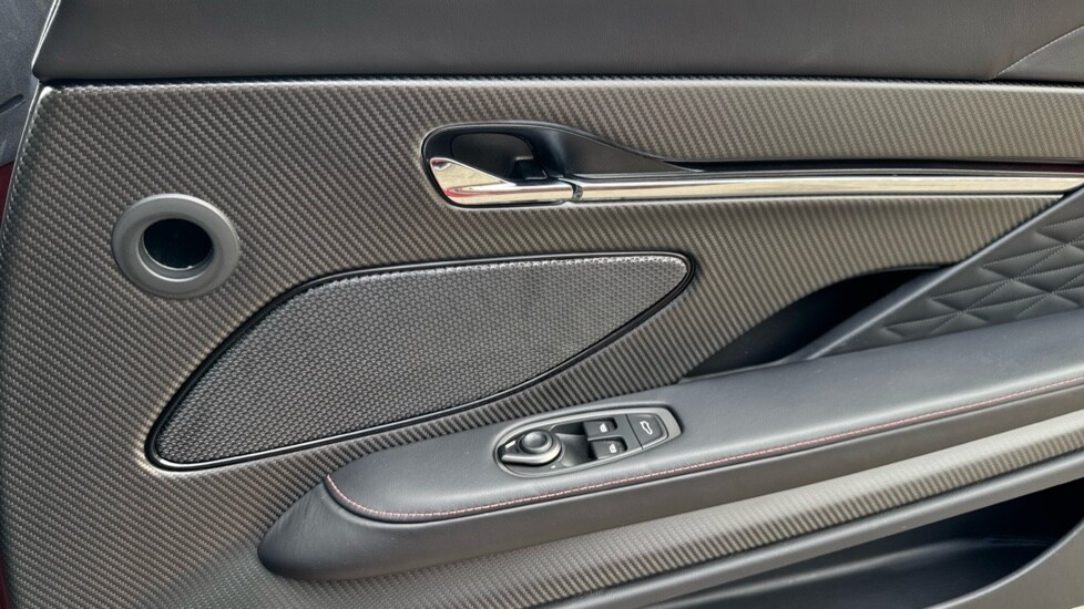 Used Aston Martin V8 2025 for sale - 76067091: Photo 33