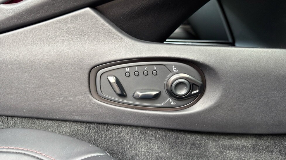 Used Aston Martin V8 2025 for sale - 76067091: Photo 35