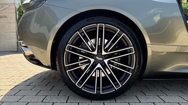 Used Aston Martin V8 2024 for sale - 75424957: Photo 24