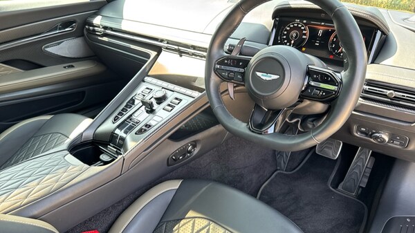 Used Aston Martin V8 2024 for sale - 75424957: Photo 3