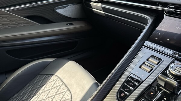 Used Aston Martin V8 2024 for sale - 75424957: Photo 44
