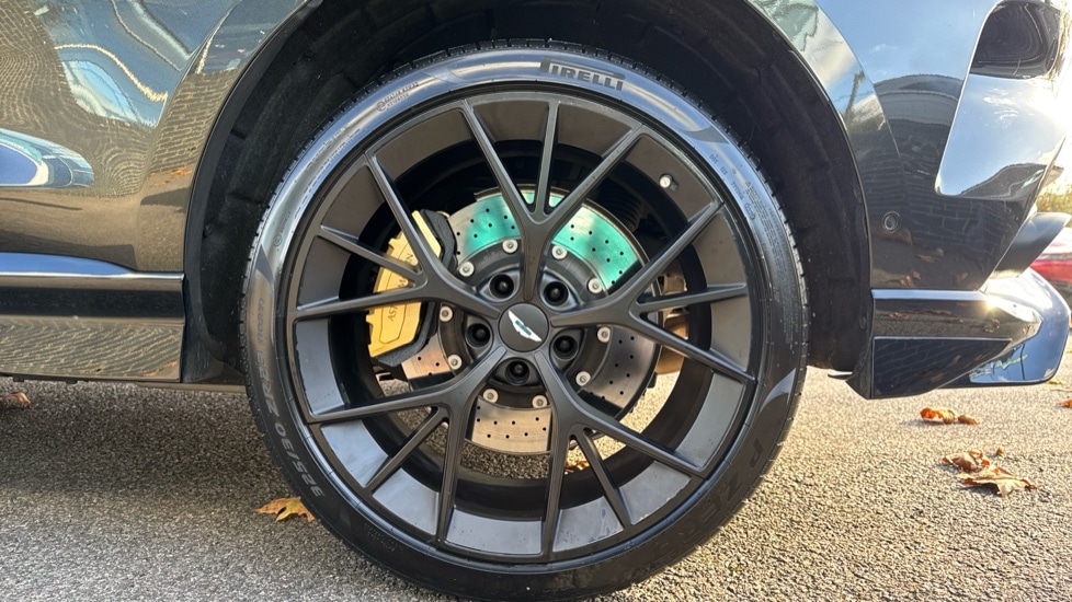 Used Aston Martin DBX 2025 for sale - 75742764: Photo 23