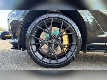 Used Aston Martin DBX 2025 for sale - 75742764: Photo