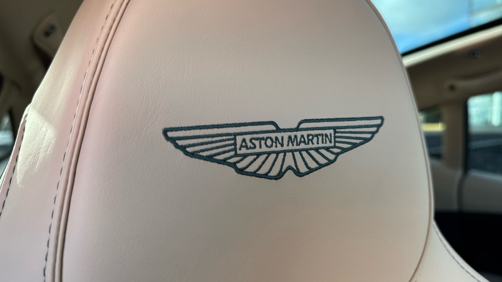 Used Aston Martin DBX 2025 for sale - 75742764: Photo 5
