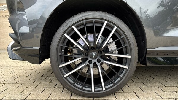 Used Aston Martin DBX 2024 for sale - 75391568: Photo 24