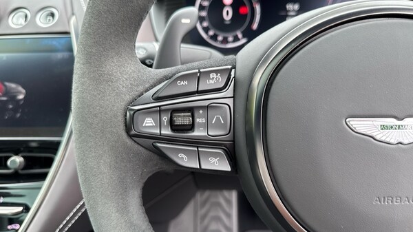 Used Aston Martin DBX 2024 for sale - 75391568: Photo 28
