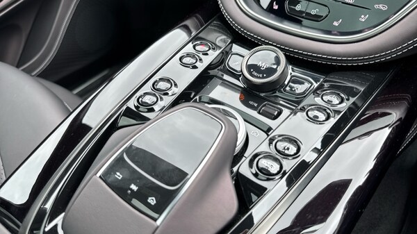 Used Aston Martin DBX 2024 for sale - 75391568: Photo 33