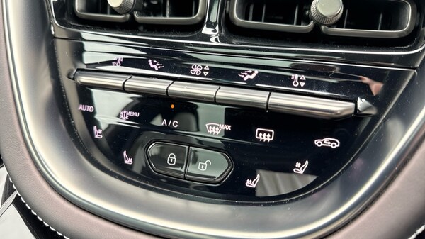 Used Aston Martin DBX 2024 for sale - 75391568: Photo 37