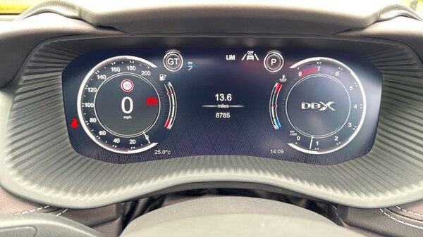 Used Aston Martin DBX 2024 for sale - 75391568: Photo 6