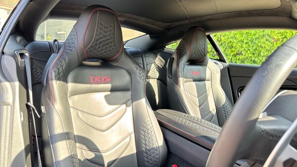 Used Aston Martin DBS 2020 for sale - 75554453: Photo 12