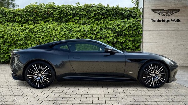 Used Aston Martin DBS 2020 for sale - 75554453: Photo 16