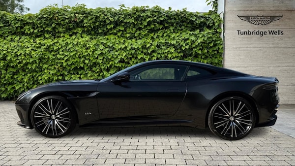 Used Aston Martin DBS 2020 for sale - 75554453: Photo 17