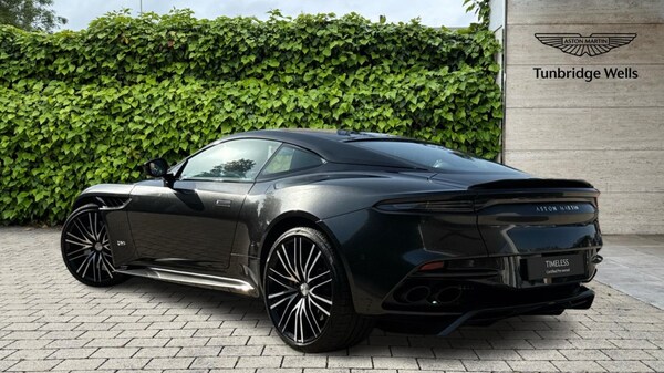Used Aston Martin DBS 2020 for sale - 75554453: Photo 2
