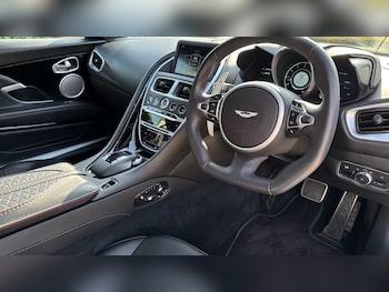 Used Aston Martin DBS 2020 for sale - 75554453: Photo