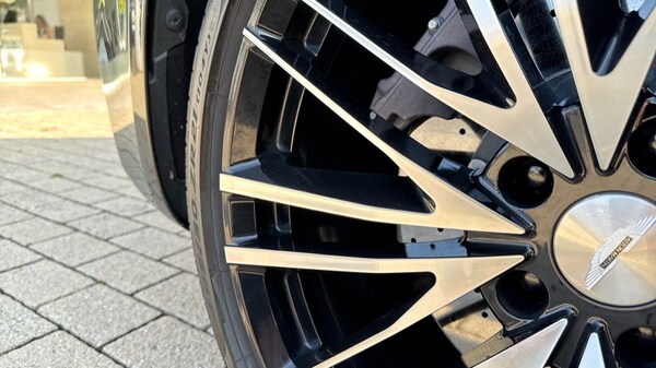 Used Aston Martin DBS 2020 for sale - 75554453: Photo 43