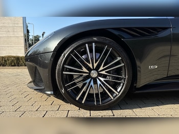 Used Aston Martin DBS 2020 for sale - 75554453: Photo