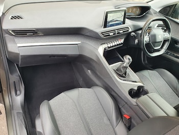 Used Peugeot 3008 2018 for sale - 78520131: Photo