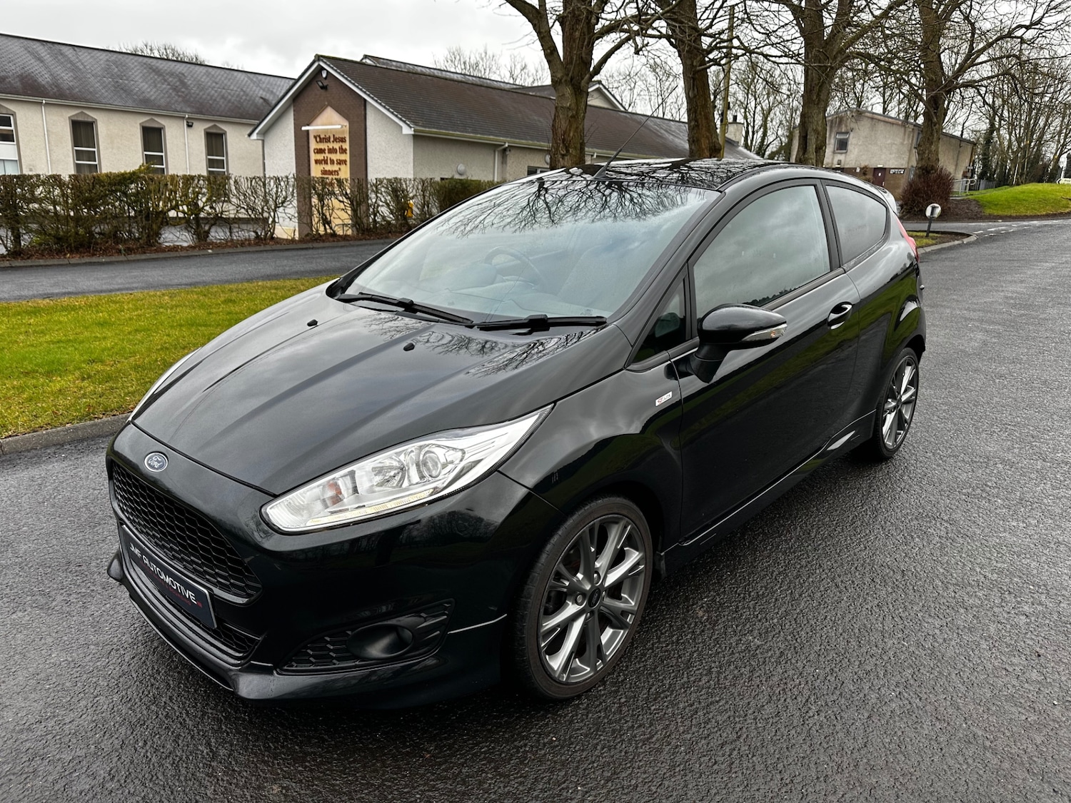 Used Ford Fiesta 2017 for sale - 77906813: Photo 2