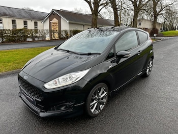 Used Ford Fiesta 2017 for sale - 77906813: Photo