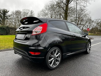 Used Ford Fiesta 2017 for sale - 77906813: Photo