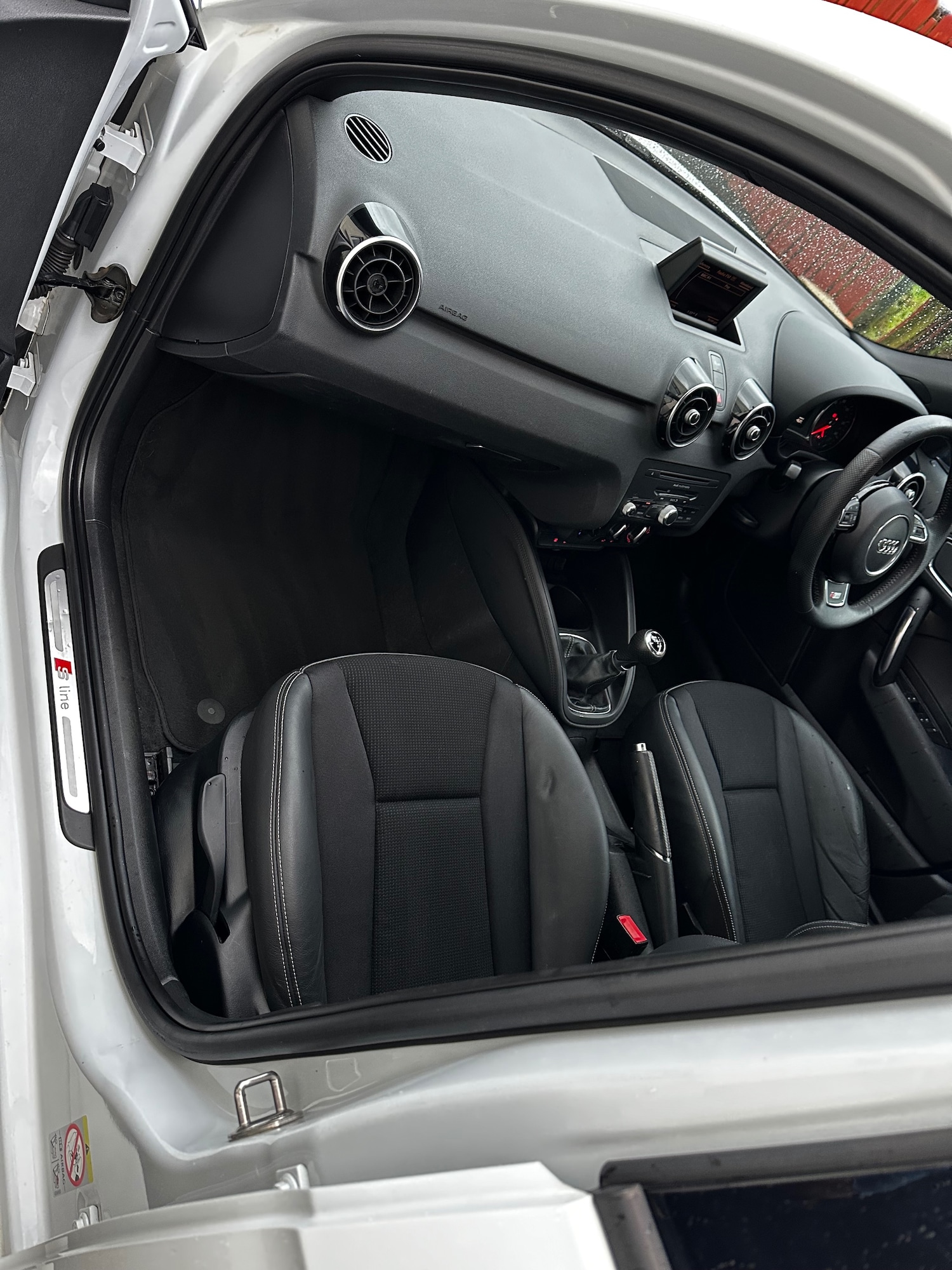 Used Audi A1 2012 for sale - 77318424: Photo 10