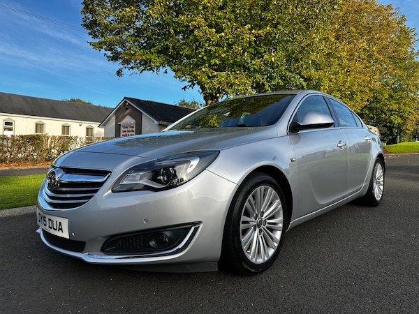 Used Vauxhall Insignia 2015 for sale - 76325857: Photo 9