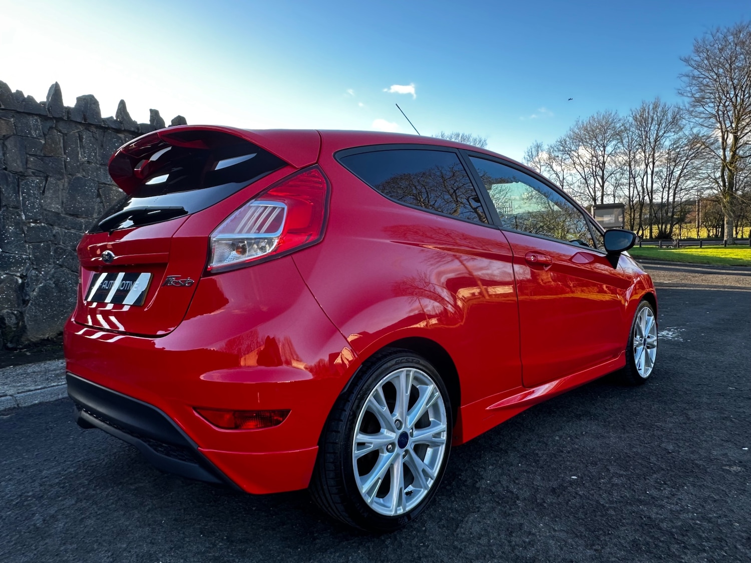 Used Ford Fiesta 2015 for sale - 77607181: Photo 3