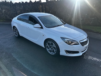 Vauxhall Insignia feature image