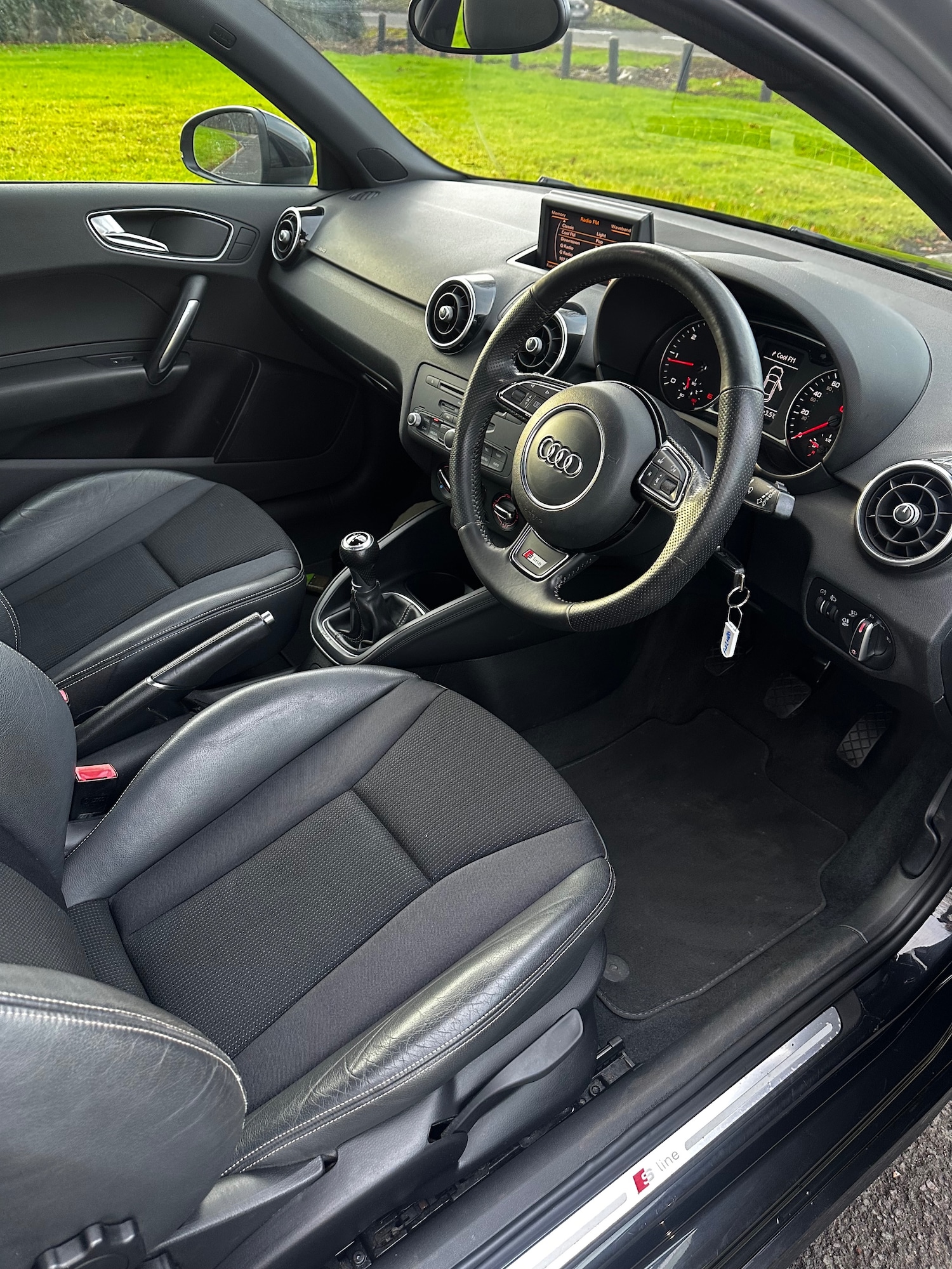 Used Audi A1 2013 for sale - 77630180: Photo 6