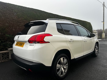 Used Peugeot 2008 2016 for sale - 77140945: Photo