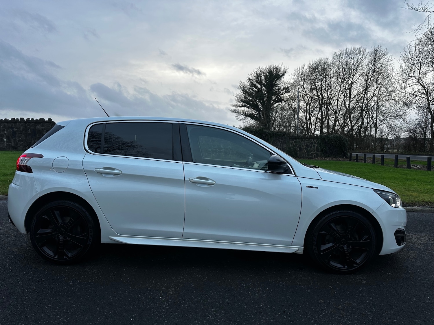 Used Peugeot 308 2015 for sale - 76954675: Photo 11
