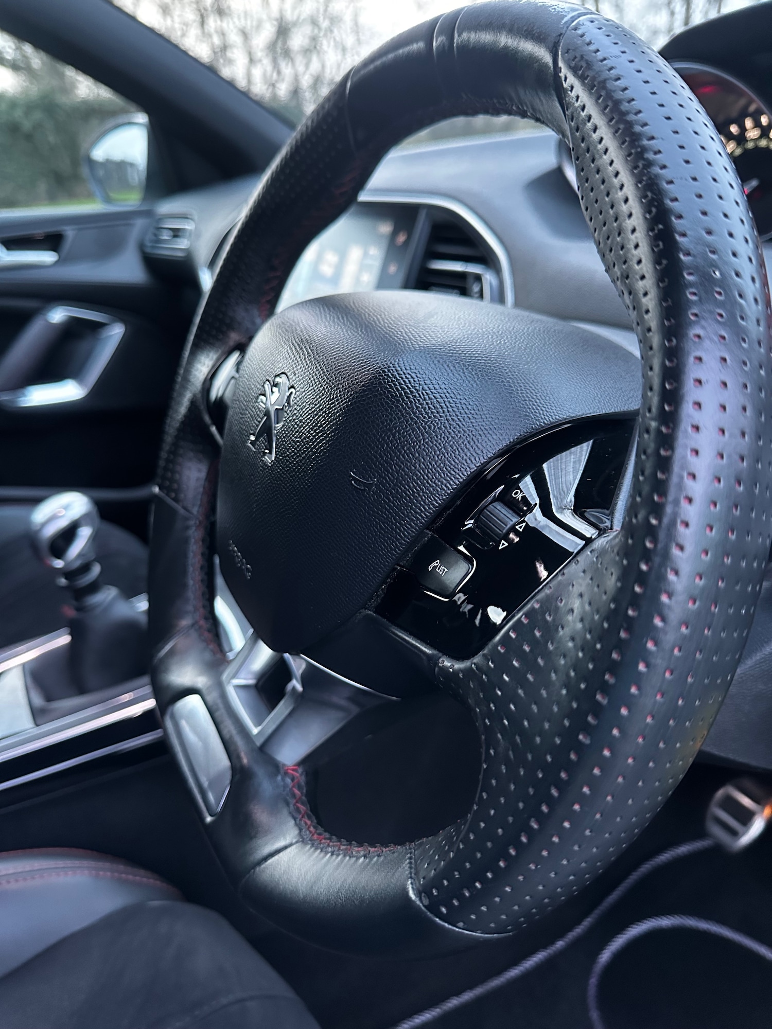 Used Peugeot 308 2015 for sale - 76954675: Photo 12