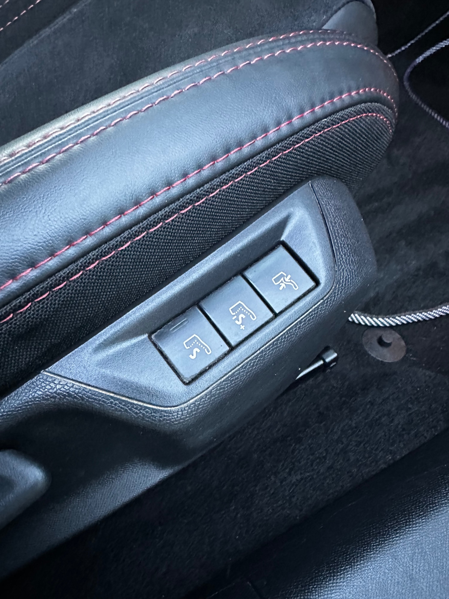 Used Peugeot 308 2015 for sale - 76954675: Photo 17