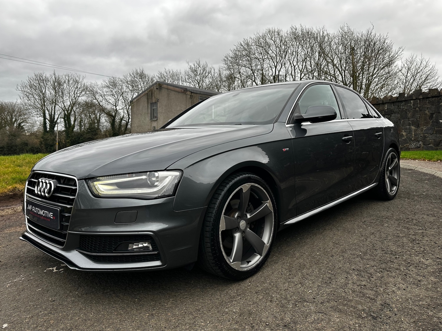 Used Audi A4 2014 for sale - 77654033: Photo 2