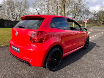 Used Volkswagen Polo 2016 for sale - 77900989: Photo