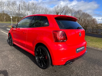 Used Volkswagen Polo 2016 for sale - 77900989: Photo