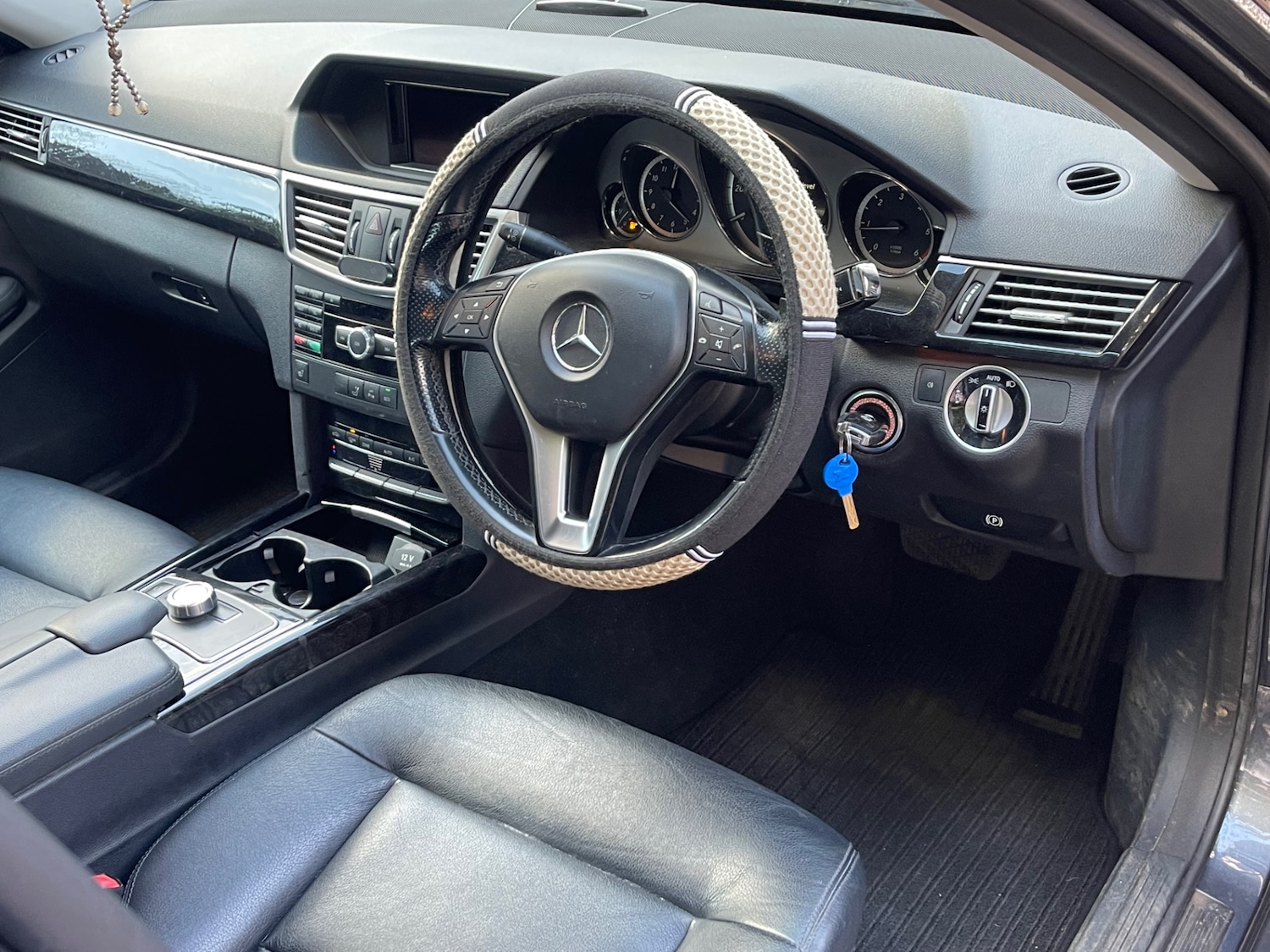 Used Mercedes-Benz E Class 2012 for sale - 76180103: Photo 14