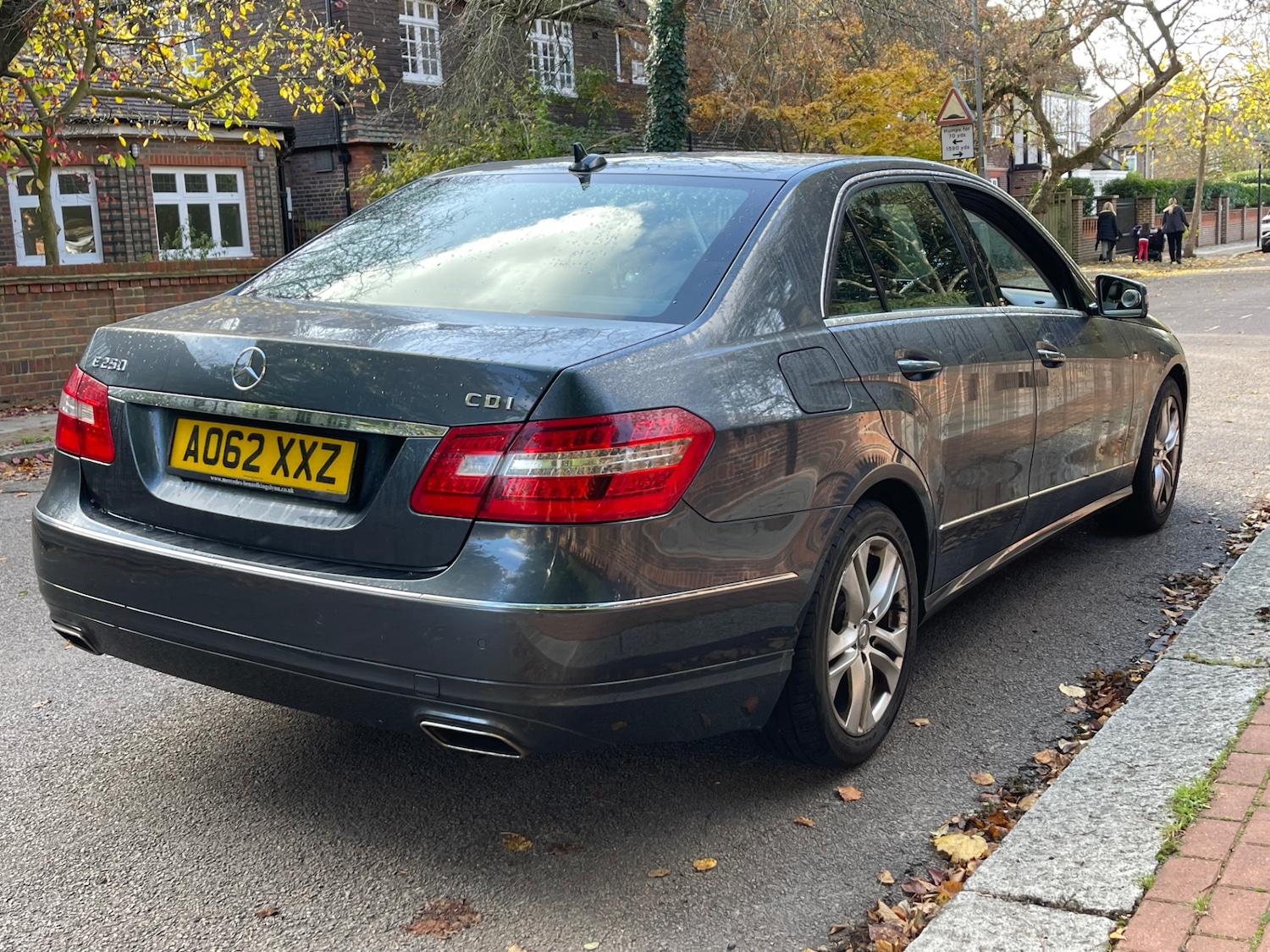 Used Mercedes-Benz E Class 2012 for sale - 76180103: Photo 6