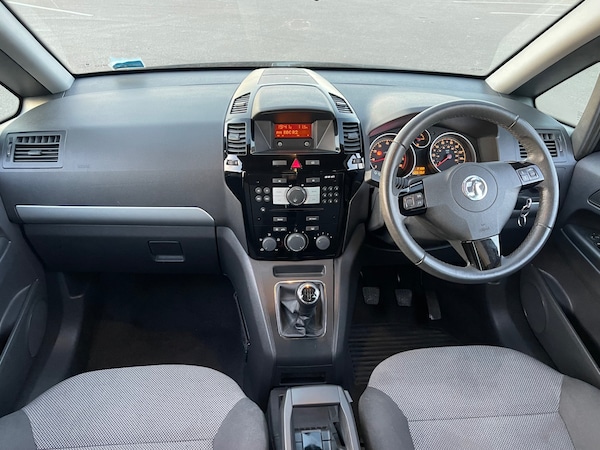 Used Vauxhall Zafira 2013 for sale - 74146496: Photo 17