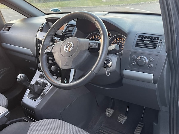 Used Vauxhall Zafira 2013 for sale - 74146496: Photo 19
