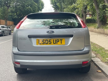 Used Ford Focus 2005 for sale - 75357979: Photo