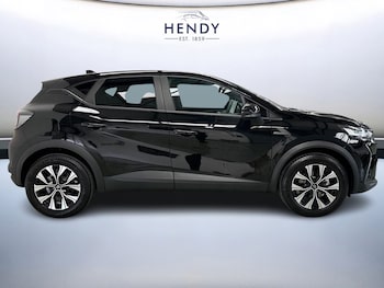 Used Renault Captur 2026 for sale - 79424523: Photo