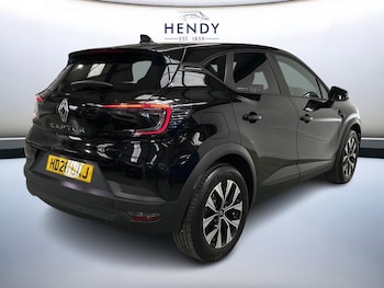 Used Renault Captur 2026 for sale - 79424523: Photo