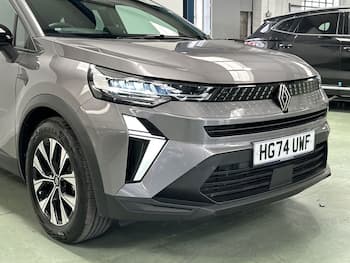 Used Renault Captur 2025 for sale - 79575945: Photo