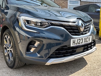 Used Renault Captur 2023 for sale - 79471305: Photo