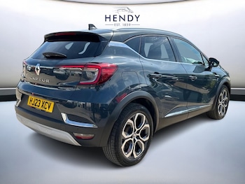 Used Renault Captur 2023 for sale - 79471305: Photo