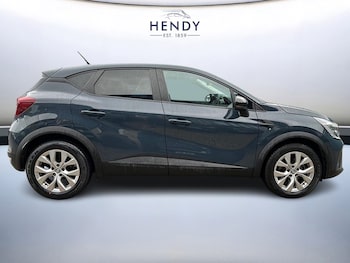 Used Renault Captur 2022 for sale - 79200070: Photo