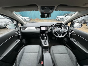 Used Renault Captur 2022 for sale - 79200070: Photo